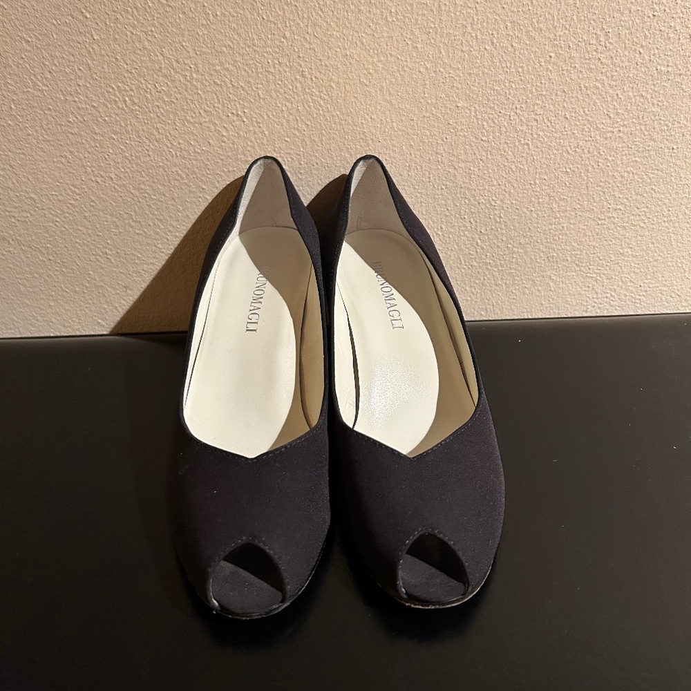 Vintage Bruno Magli Peep Toe Pumps, Black, Size 5.5